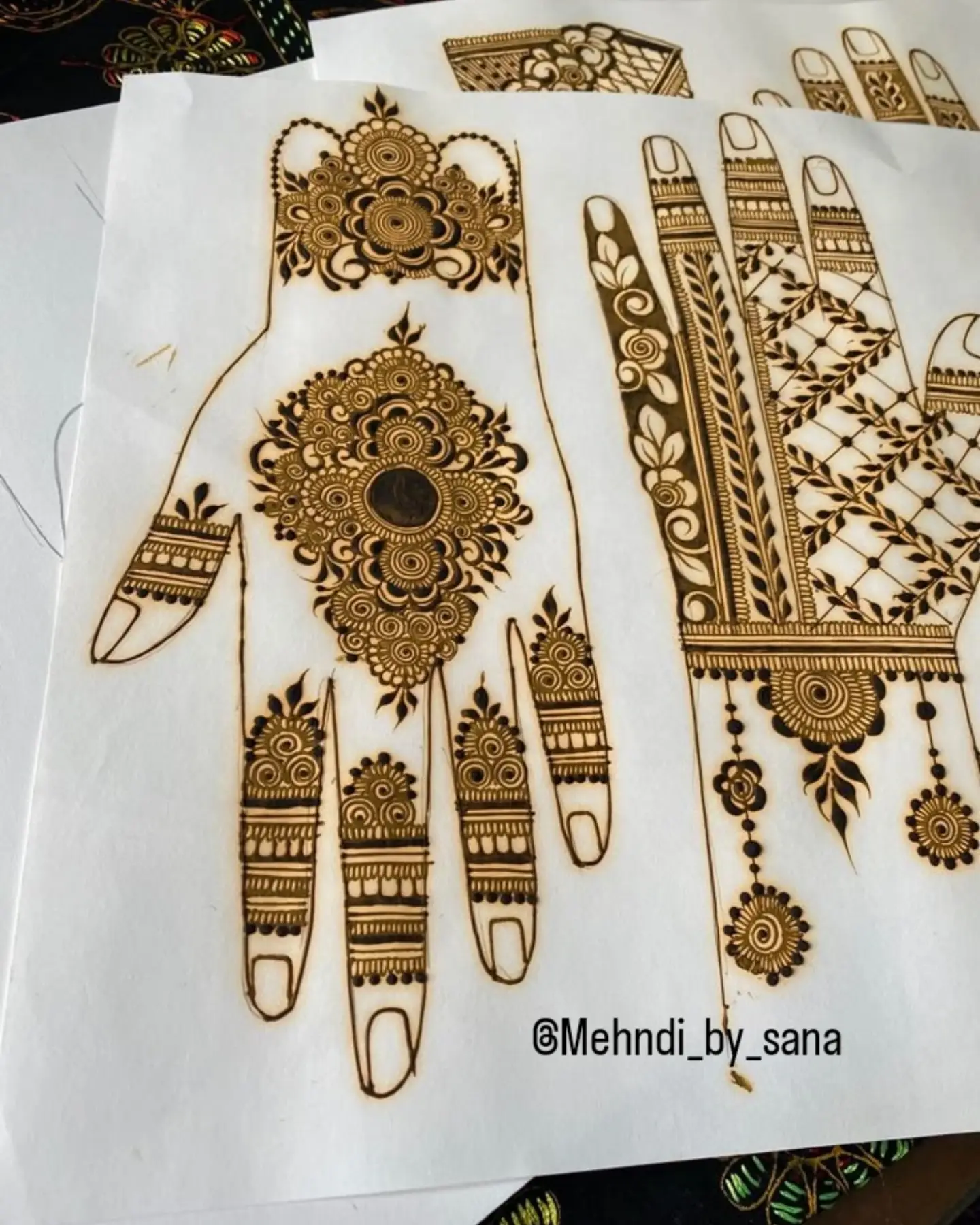 @Mehndi_and_Makeup_by_sana